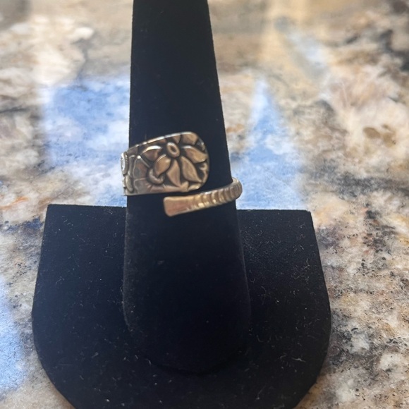 Jewelry - Floral Sterling Silver Spoon Ring